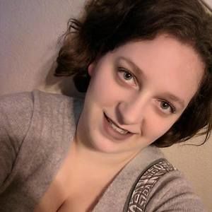 Meet your Posher, Devona